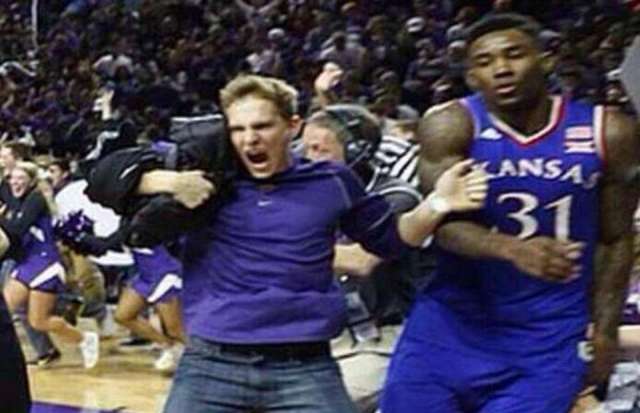 goin like %22grahhh%22